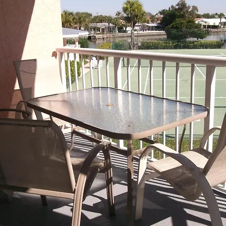 Sunrise Resort By Liberte' St. Pete Beach Exterior photo